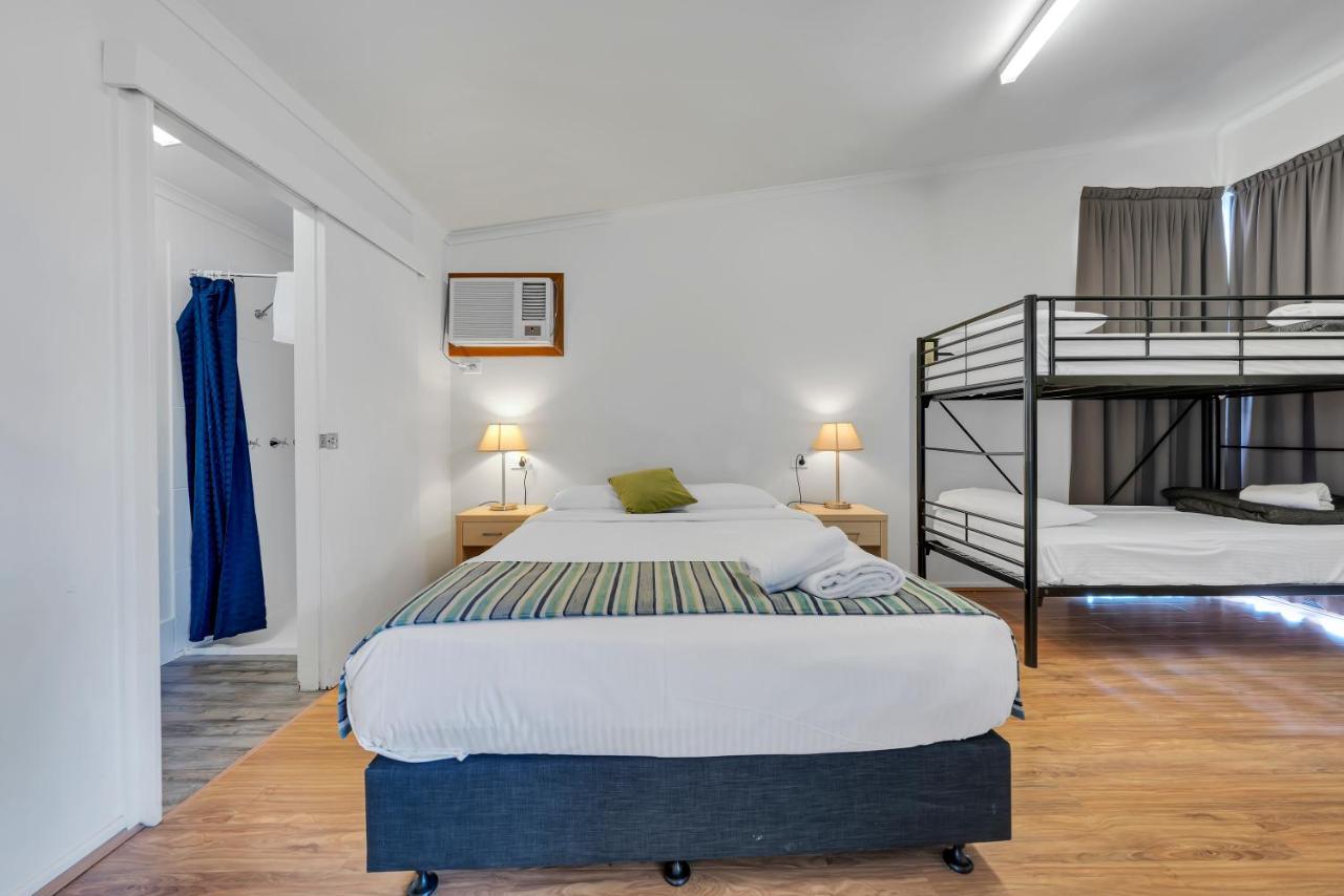 Ingenia Holidays Avina Vineyard Екстериор снимка