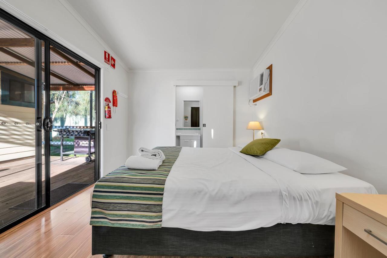 Ingenia Holidays Avina Vineyard Екстериор снимка