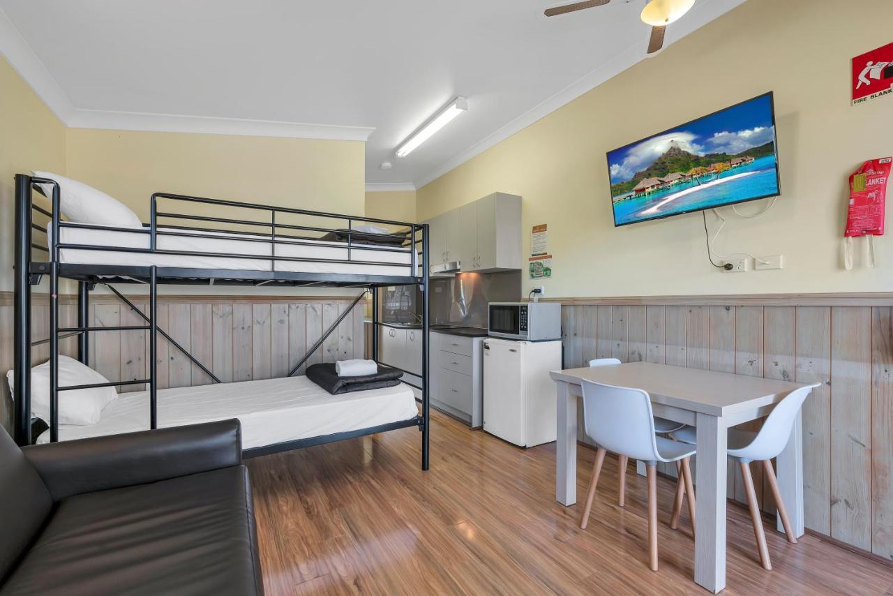 Ingenia Holidays Avina Vineyard Екстериор снимка